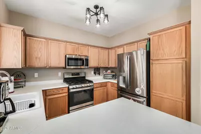 16871 W Windermere Way, Surprise, AZ 85374 - Photo 18