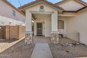 16871 W Windermere Way, Surprise, AZ 85374 - Photo 4