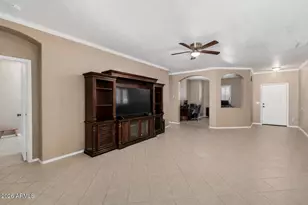 16871 W Windermere Way, Surprise, AZ 85374 - Photo 10