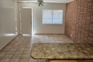 703 W Rose Ln, Phoenix, AZ 85013 - Photo 4