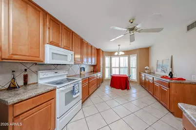 11009 W Jacaranda Drive, Sun City, AZ 85373 - Photo 4