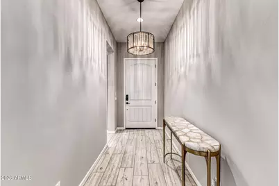 2831 E Los Gatos Drive, Phoenix, AZ 85050 - Photo 6