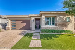 2831 E Los Gatos Dr, Phoenix, AZ 85050 - Photo 2