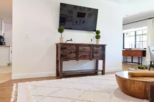 1217 E Watson Dr, Tempe, AZ 85283 - Photo 8