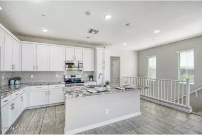 155 N Lakeview Boulevard #243, Chandler, AZ 85225 - Photo 12