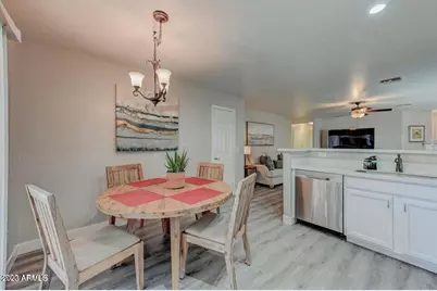 2477 E Meadow Land Drive, San Tan Valley, AZ 85140 - Photo 4