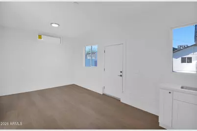 315 E Carol Avenue, Phoenix, AZ 85020 - Photo 6