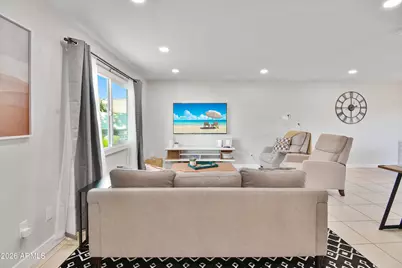 5909 N 81st Street, Scottsdale, AZ 85250 - Photo 2