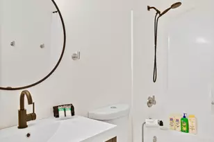 5909 N 81st St, Scottsdale, AZ 85250 - Photo 16