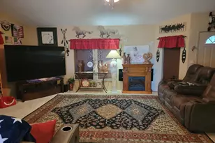 811 E Washington St, Florence, AZ 85132 - Photo 2