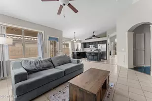 15268 W Melissa Ln, Surprise, AZ 85374 - Photo 12