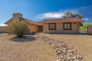 8533 W Tinajas Dr, Arizona City, AZ 85123 - Photo 2