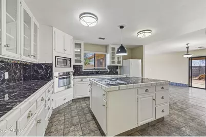 8533 W Tinajas Drive, Arizona City, AZ 85123 - Photo 6