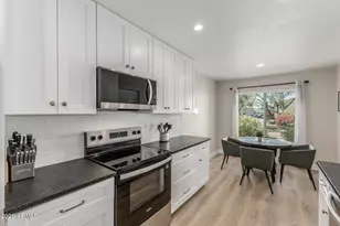 11629 N 40th Way, Phoenix, AZ 85028 - Photo 16