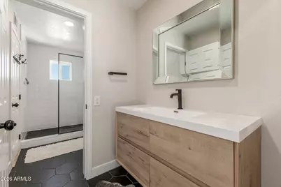 11629 N 40th Way, Phoenix, AZ 85028 - Photo 32