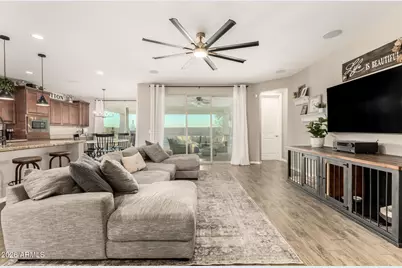 18627 W Mackenzie Drive, Goodyear, AZ 85395 - Photo 10