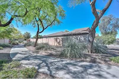 11779 W Mohave Street, Avondale, AZ 85323 - Photo 2
