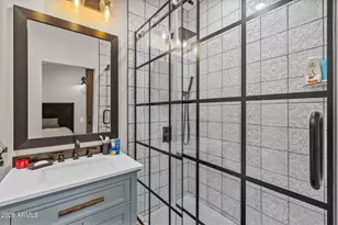 4402 E Turney Ave, Phoenix, AZ 85018 - Photo 32