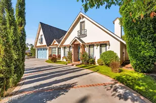 4402 E Turney Ave, Phoenix, AZ 85018 - Photo 2