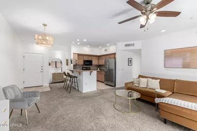 20660 N 40th Street #1096, Phoenix, AZ 85050 - Photo 4