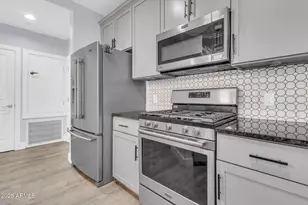 945 E Playa Del Norte Dr, Tempe, AZ 85288 - Photo 20