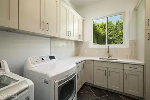 3912 E Crittenden Ln, Phoenix, AZ 85018 - Photo 16