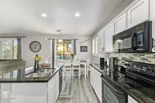 14250 W Wethersfield Rd, Surprise, AZ 85379 - Photo 12