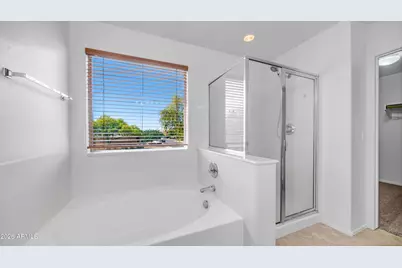 300 S 151st Avenue, Goodyear, AZ 85338 - Photo 16