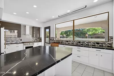 6932 E Pearl Street, Mesa, AZ 85207 - Photo 8