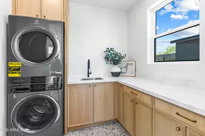 4852 E Piccadilly Road, Phoenix, AZ 85018 - Photo 28