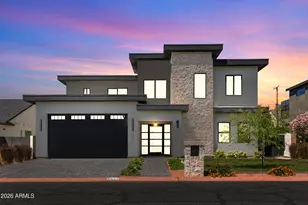 4852 E Piccadilly Rd, Phoenix, AZ 85018 - Photo 1