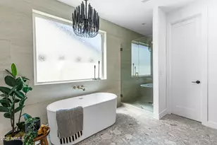 4852 E Piccadilly Rd, Phoenix, AZ 85018 - Photo 22