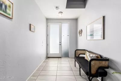 2740 E Roma Avenue, Phoenix, AZ 85016 - Photo 8