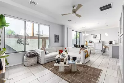 2740 E Roma Avenue, Phoenix, AZ 85016 - Photo 10