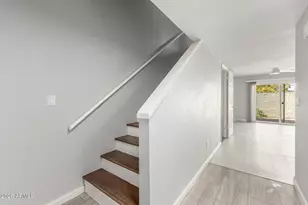 122 S Hardy Dr, Tempe, AZ 85281 - Photo 4