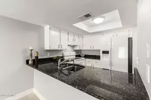 122 S Hardy Dr, Tempe, AZ 85281 - Photo 1