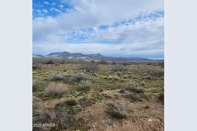 Xxx W Paco Bueno -- #11, Congress, AZ 85332 - Photo 4