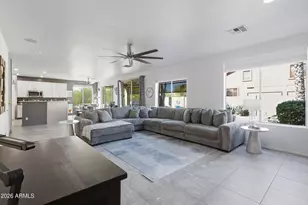 35704 N 31st Dr, Phoenix, AZ 85086 - Photo 6