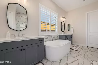 3814 W Running Deer Trail, Phoenix, AZ 85083 - Photo 38