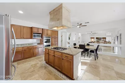 27892 N 97th Lane, Peoria, AZ 85383 - Photo 16