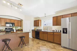 38552 N Beverly Ave, San Tan Valley, AZ 85140 - Photo 8