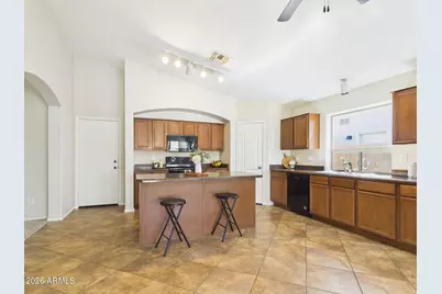 38552 N Beverly Avenue, San Tan Valley, AZ 85140 - Photo 10