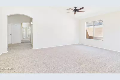 38552 N Beverly Avenue, San Tan Valley, AZ 85140 - Photo 4