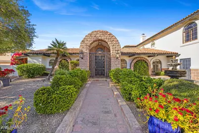 320 W Bethany Home Road, Phoenix, AZ 85013 - Photo 2