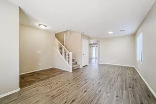 28414 N 25th Ave, Phoenix, AZ 85085 - Photo 4