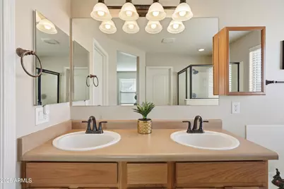967 E Leslie Avenue, San Tan Valley, AZ 85140 - Photo 24
