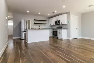 3865 W Gaby Rd, Phoenix, AZ 85041 - Photo 4