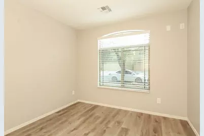 12924 W Peppertree Lane, Glendale, AZ 85307 - Photo 12