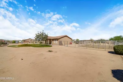 13105 S 209th Lane, Buckeye, AZ 85326 - Photo 6
