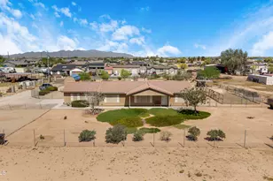 13105 S 209th Ln, Buckeye, AZ 85326 - Photo 2